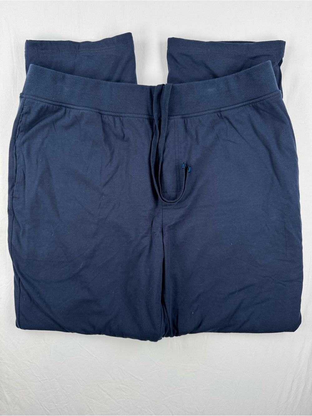 Men's Navy Straight Leg Sweatpants with Drawstring Waistband and Pockets
